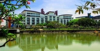 Gedung Fakultas Industri Kreatif