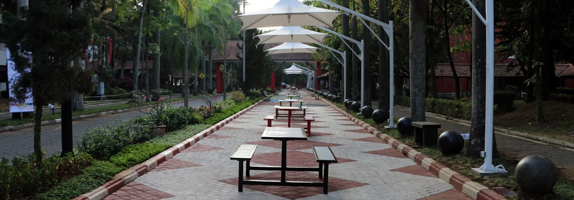 Pedestrian Area Telkom University
