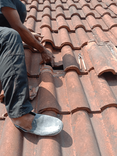 Operation and Maintenance - Perbaikan Atap