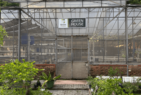 Green Campus Transformation: The Role of the Green House in Creating an Environmentally Friendly Telkom University