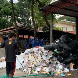 Edukasi Pengelolaan Sampah: Tantangan dan Solusi Inovatif di Gerbang Green Campus Telkom University
